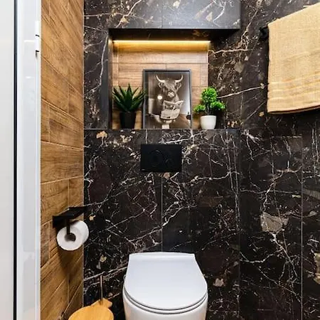 Apollo Close To Medical بلوفديف