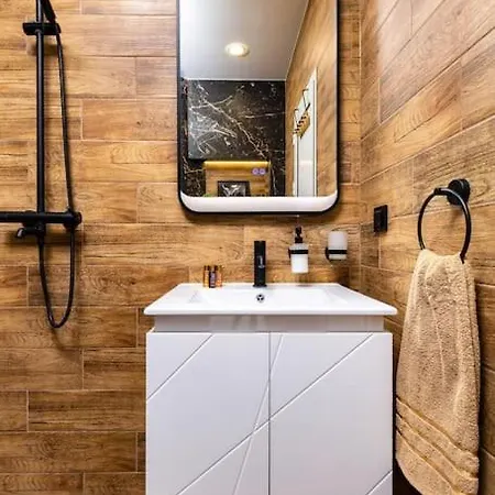 Apollo Close To Medical شقة