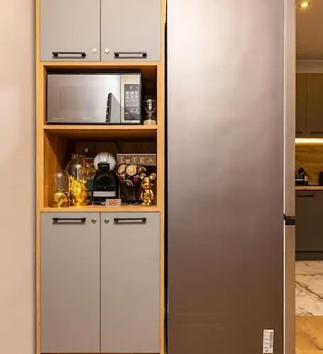 Apollo Close To Medical Apartment