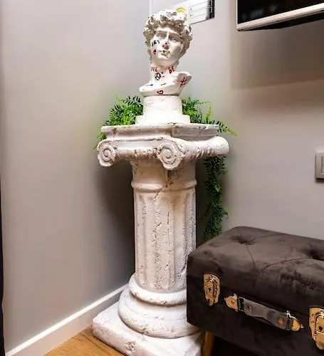 Apollo Close To Medical