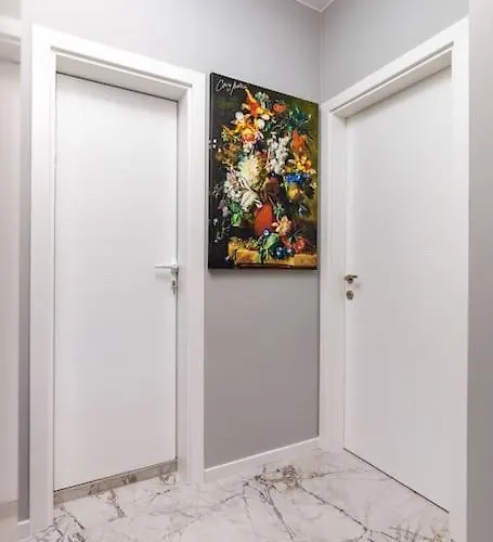 Apollo Close To Medical