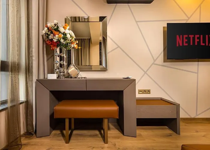 Apollo Close To Medical Plovdiv